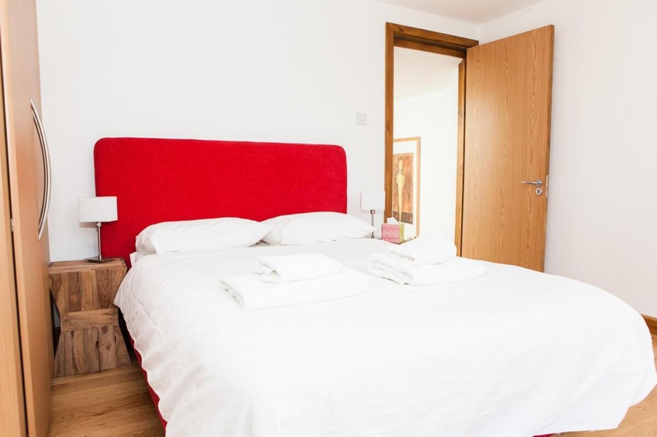 Spectacular Central 4-Bedroom Close To London Eye Екстериор снимка
