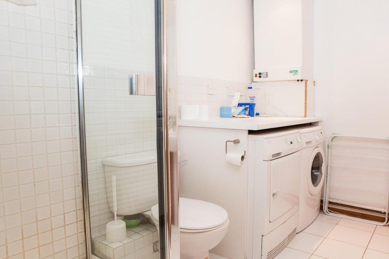 Spectacular Central 4-Bedroom Close To London Eye Екстериор снимка
