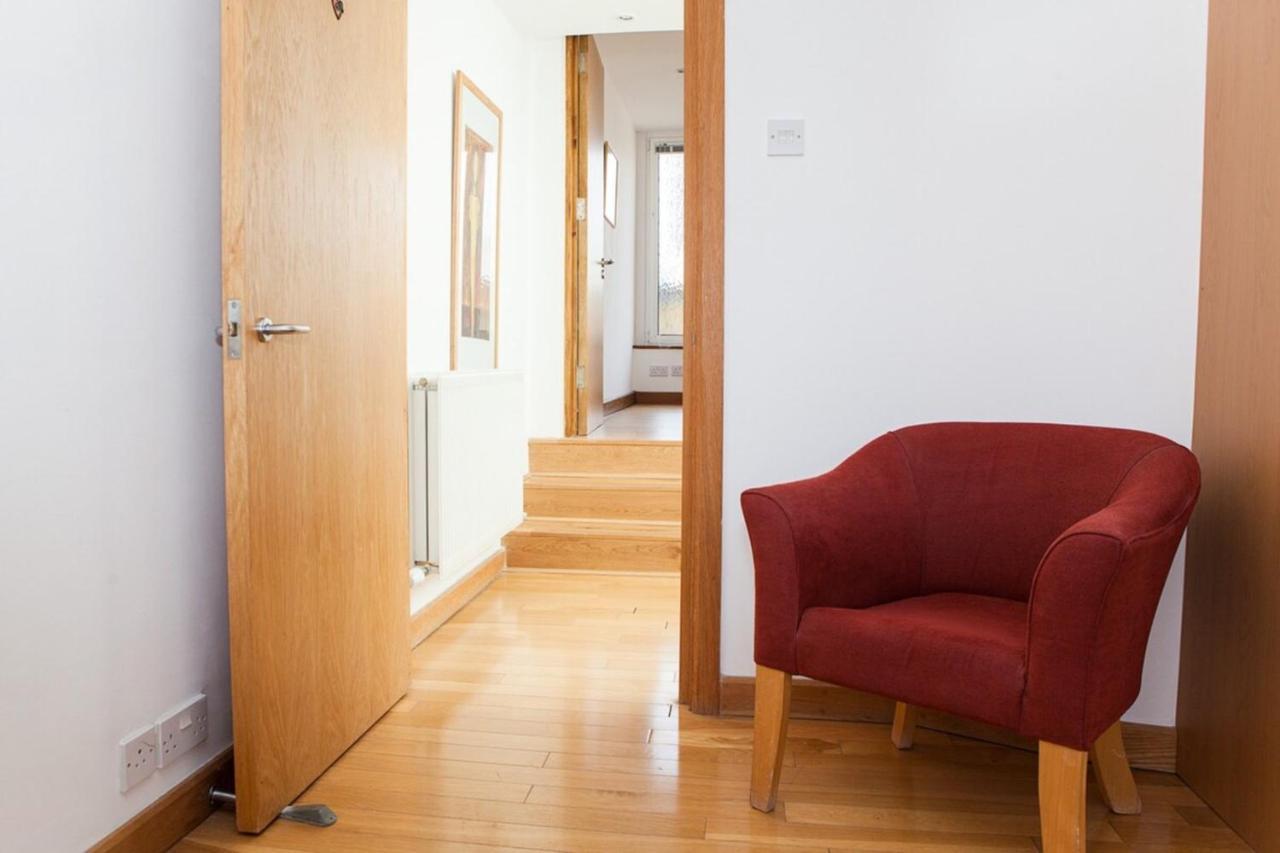 Spectacular Central 4-Bedroom Close To London Eye Екстериор снимка